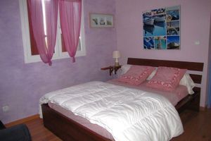 Alquiler Vacacional - Large contemporary house with garden