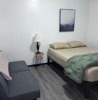 Alquiler Vacacional - Mid-Century Modern charming 3-bedroom house in private, peaceful neighborhood.