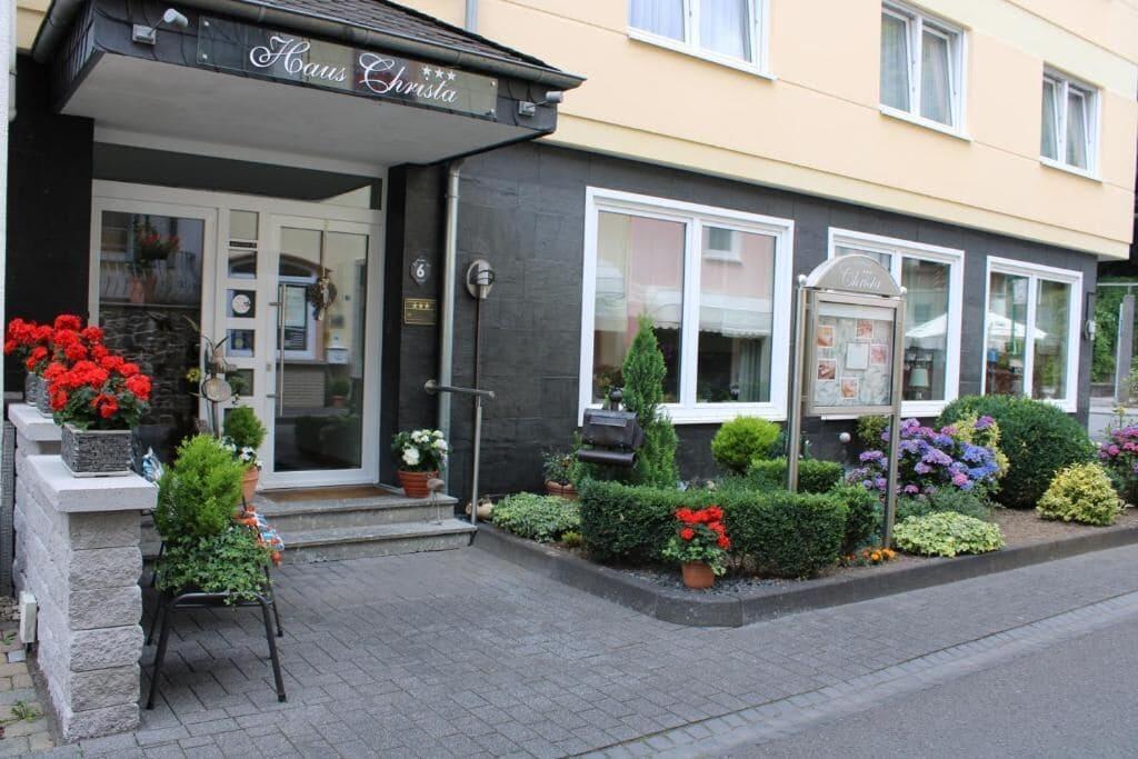 Vista Exterior Hotel Haus Christa