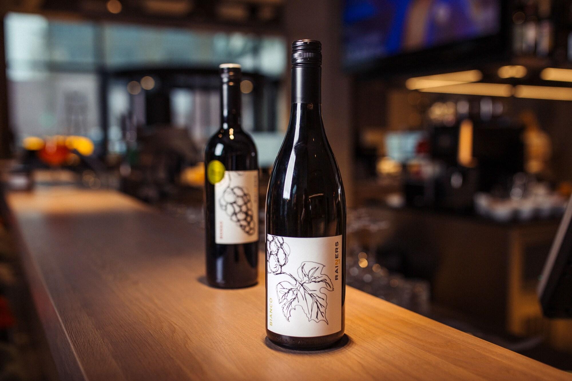 Bar/Salón Hotel Rainers21