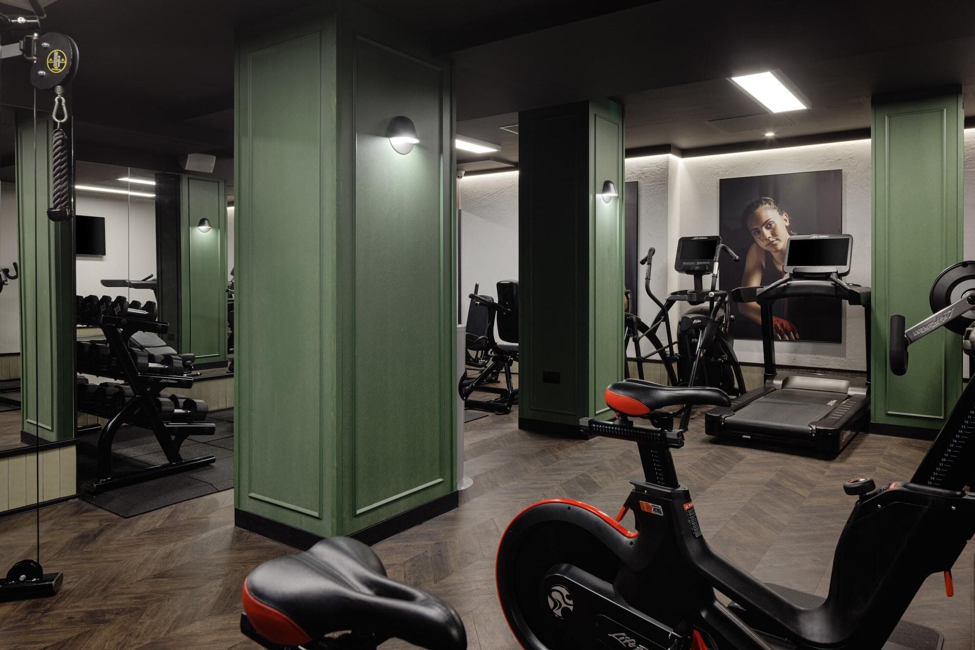 Gimnasio The Queens Hotel