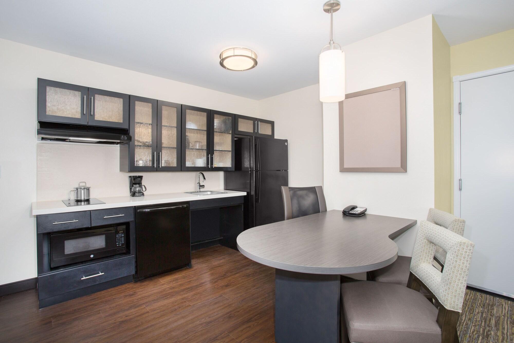 Set de Habitación Candlewood Suites Pueblo by IHG