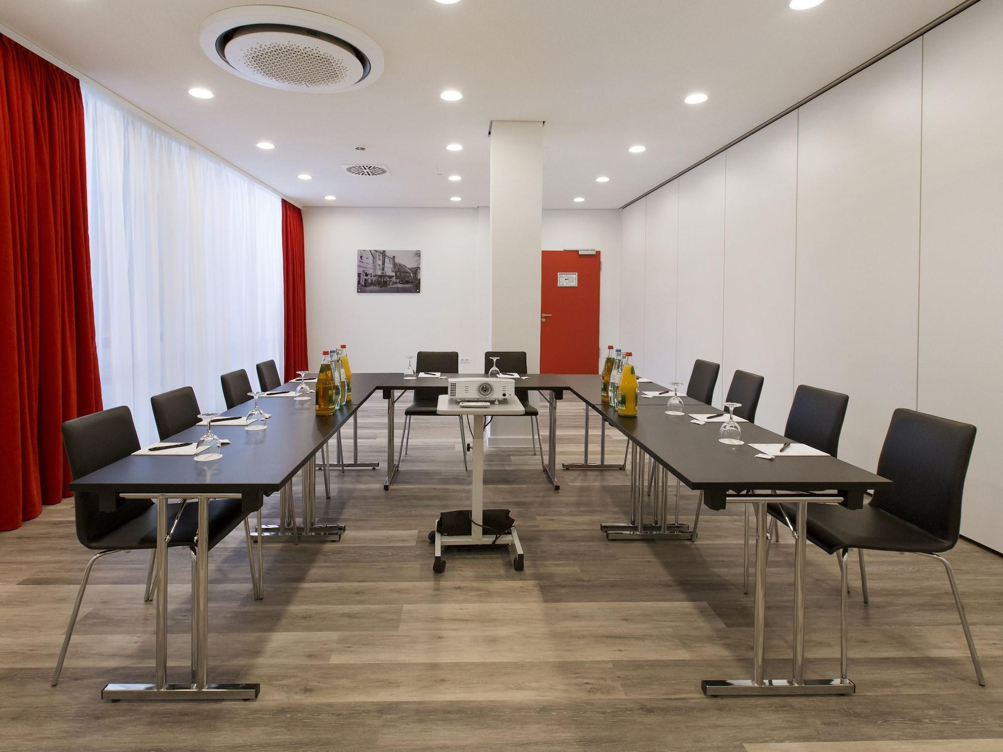 Sala de Reuniones DORMERO Hotel Roth