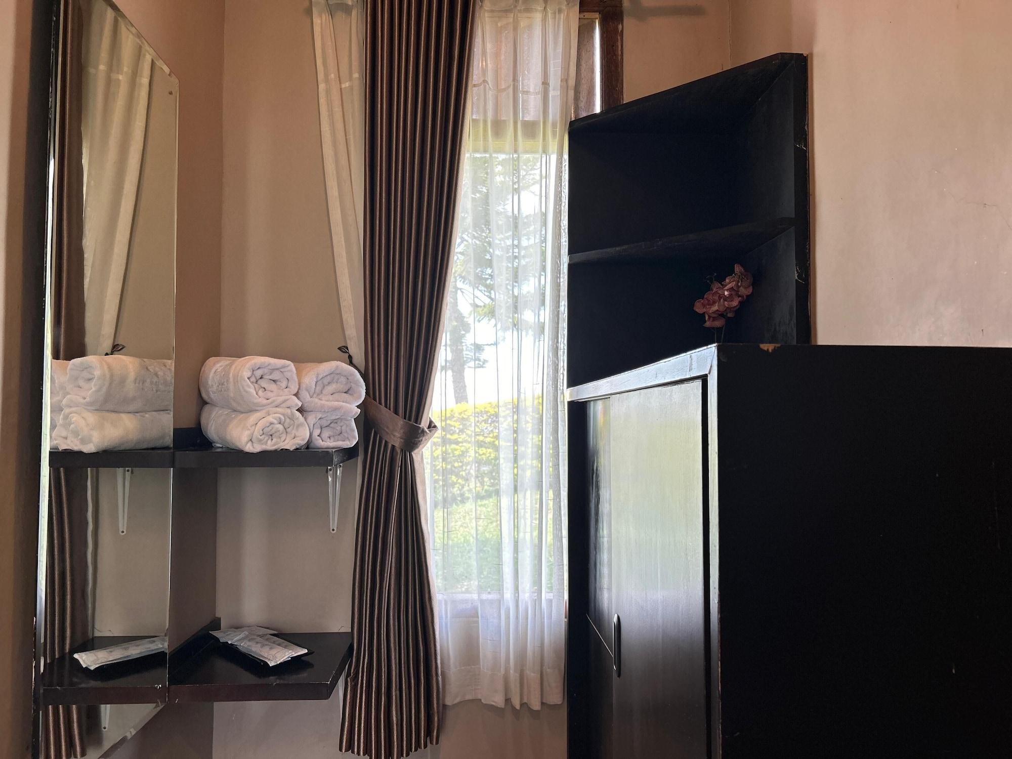Varios Pondok Wisata & Villa Umbul Sidomukti