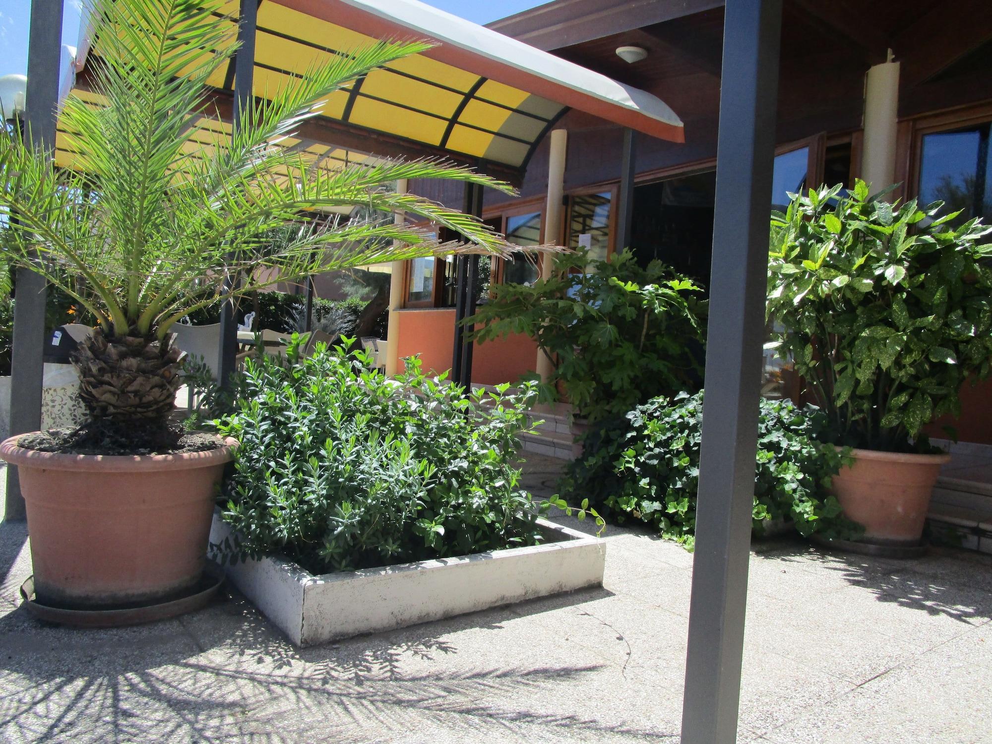 Vista Exterior Albergo Hotel Primavera