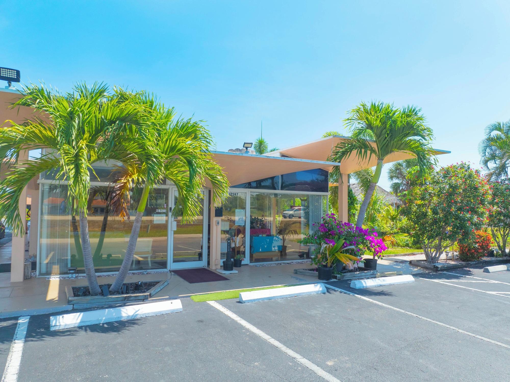 Vista Exterior Warm Mineral Springs Motel