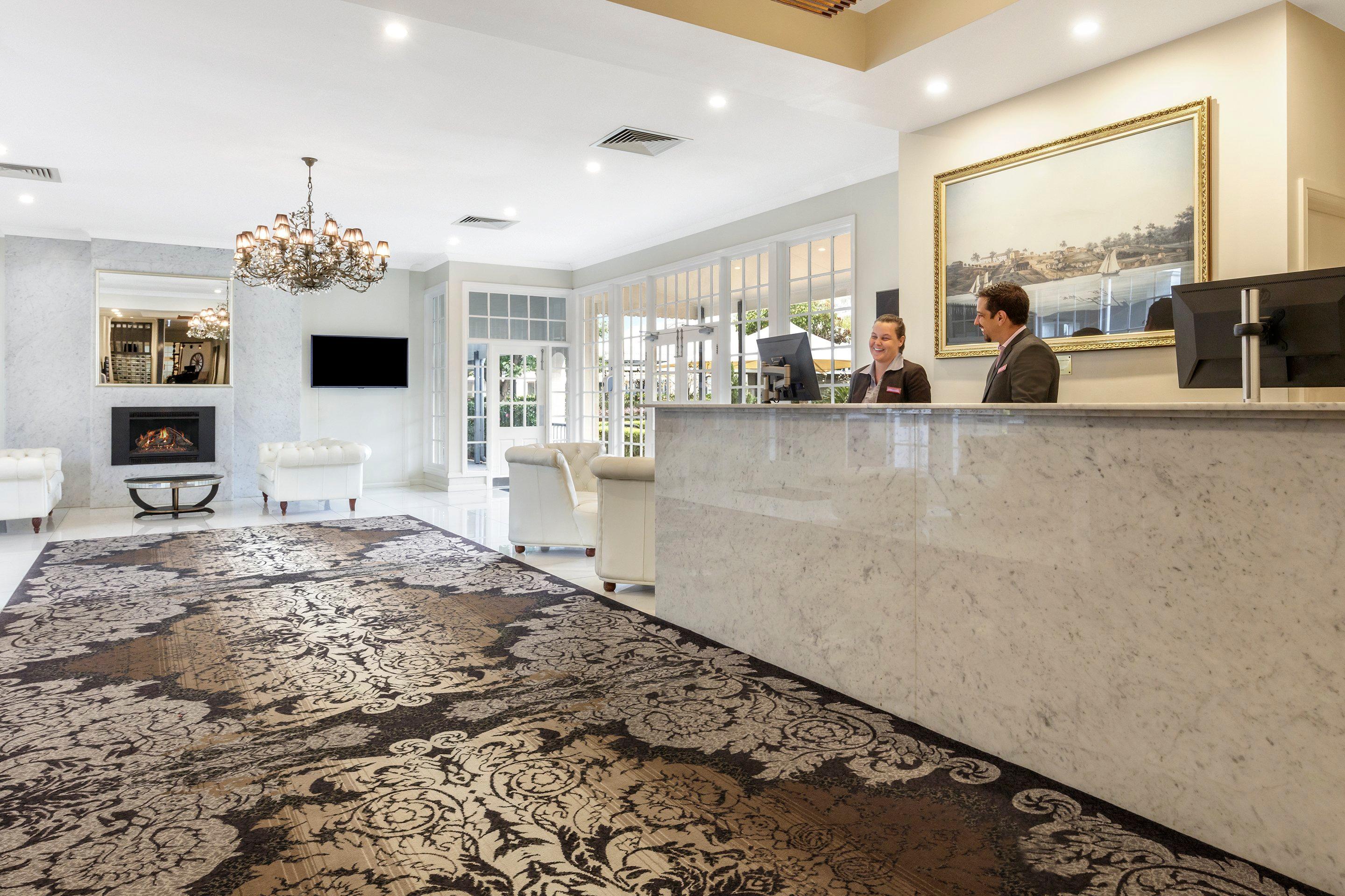Vista Lobby Crowne Plaza Hawkesbury Valley
