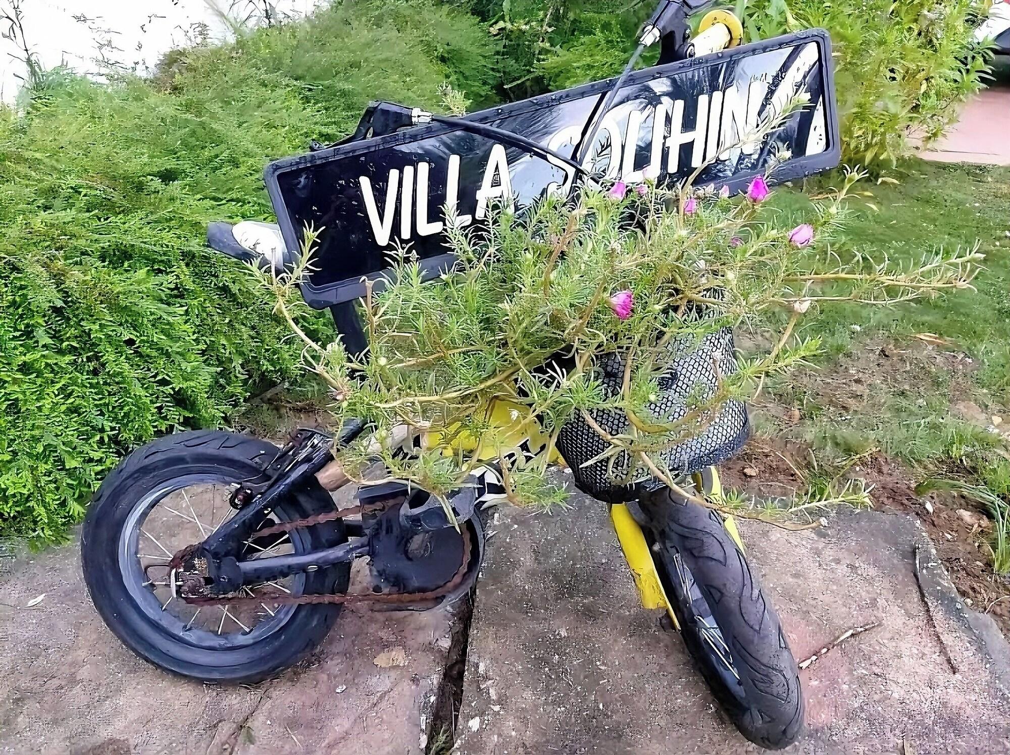 Varios Villa Solihin