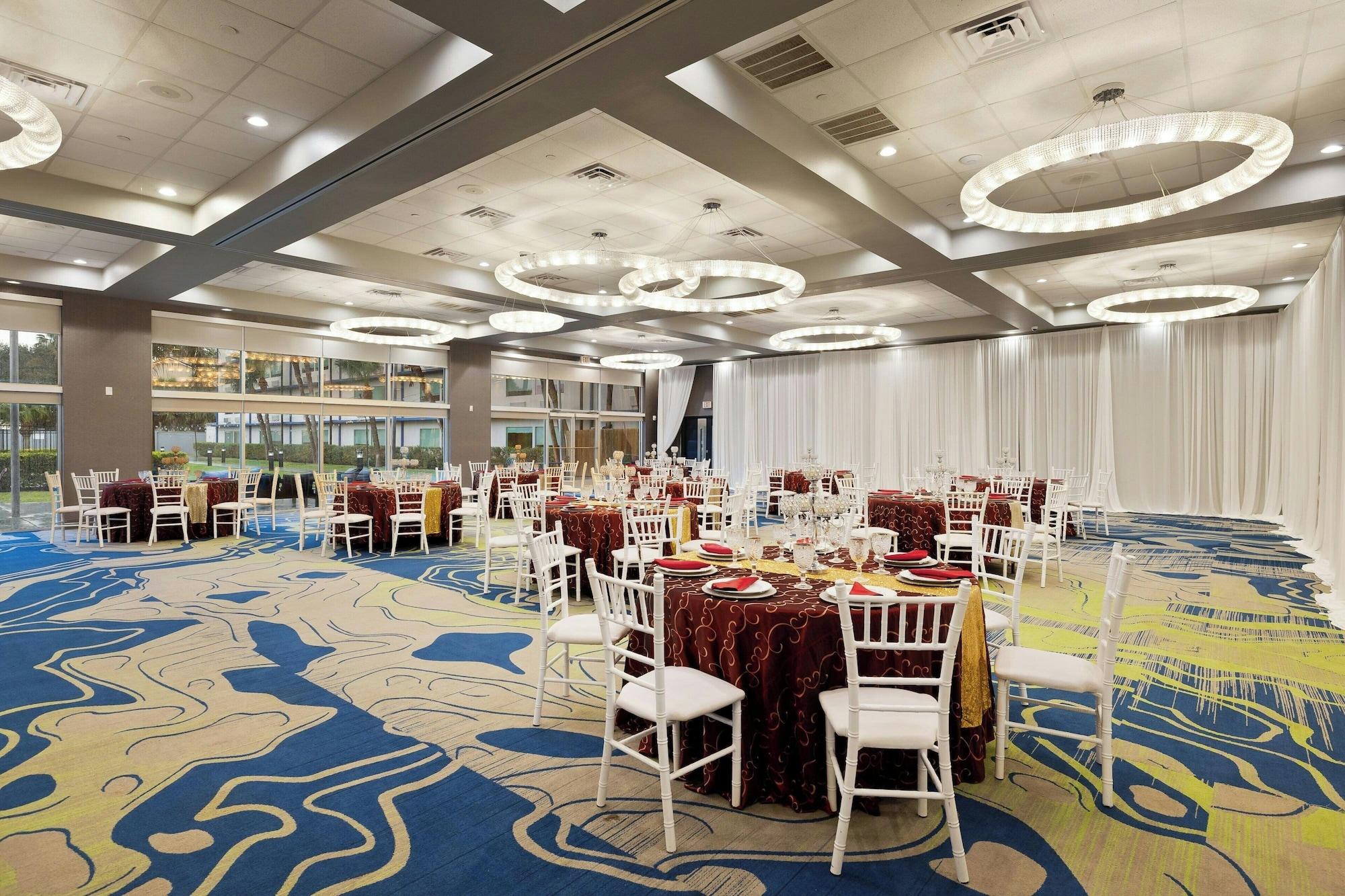 Sala de Reuniones Verta Hotel McAllen