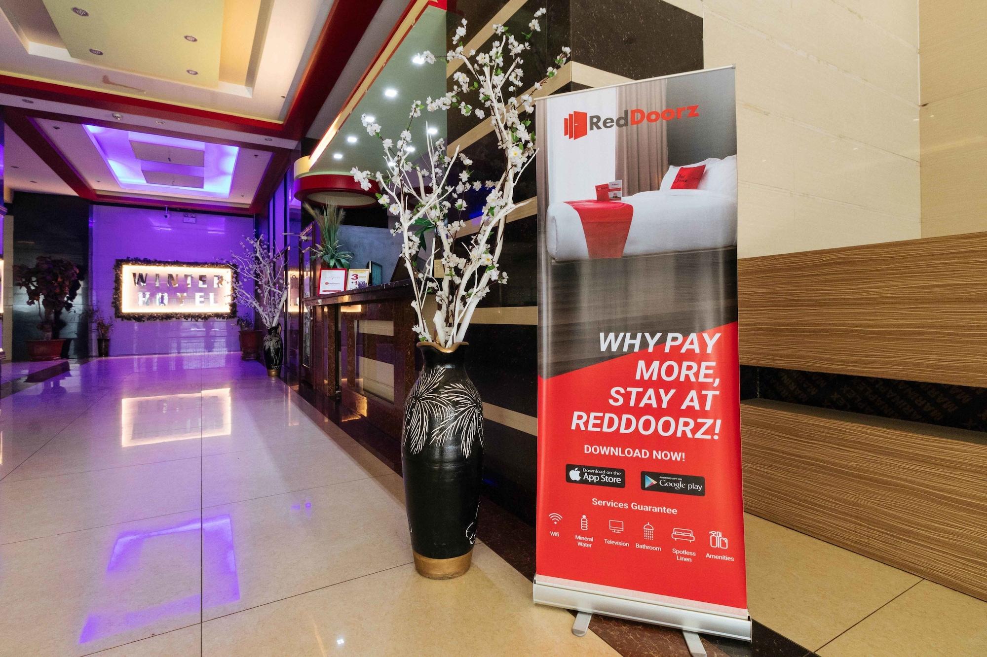 Vista Lobby RedDoorz @ Winter Hotel Araneta