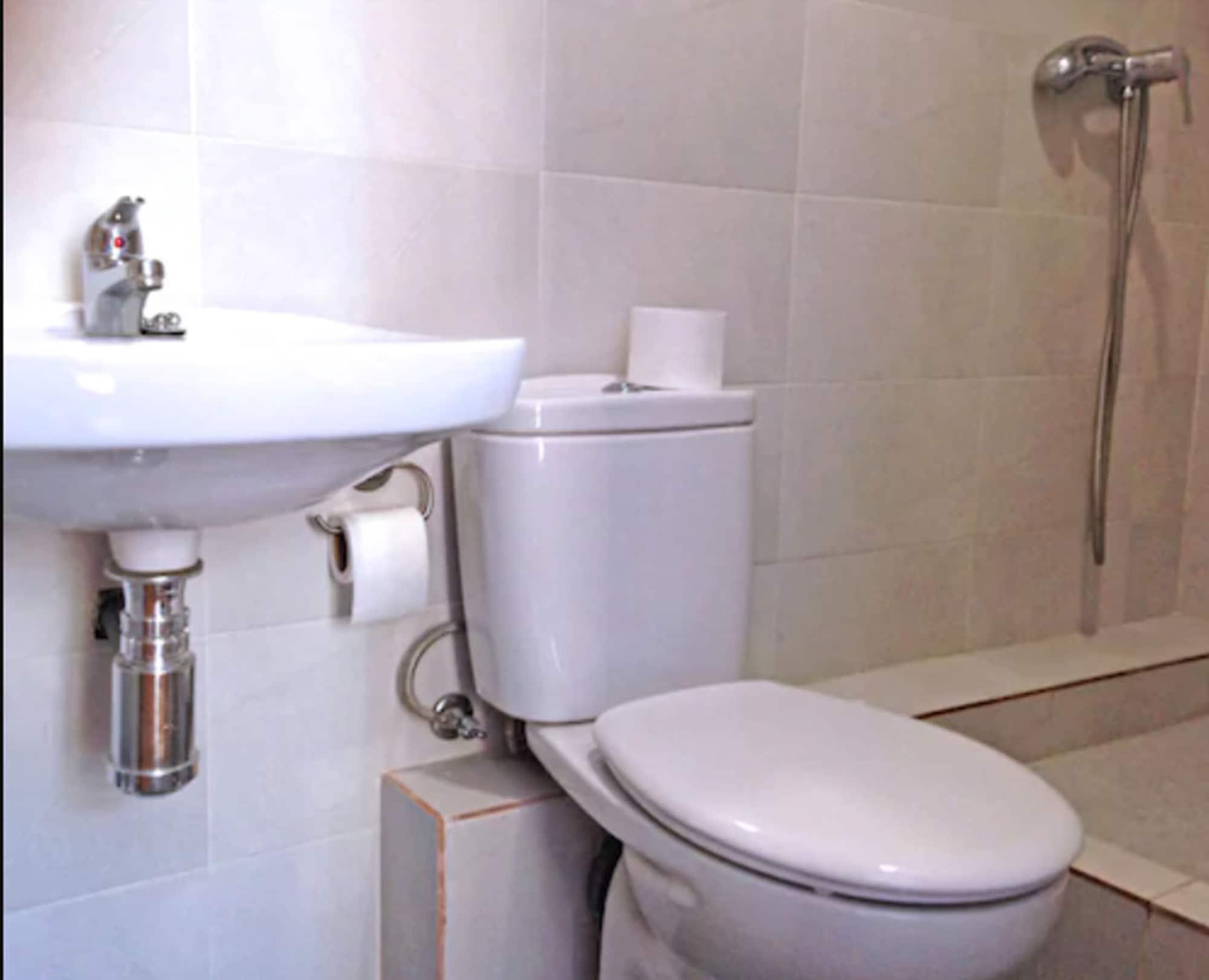 Equipamiento de Habitación Hostal Delfos