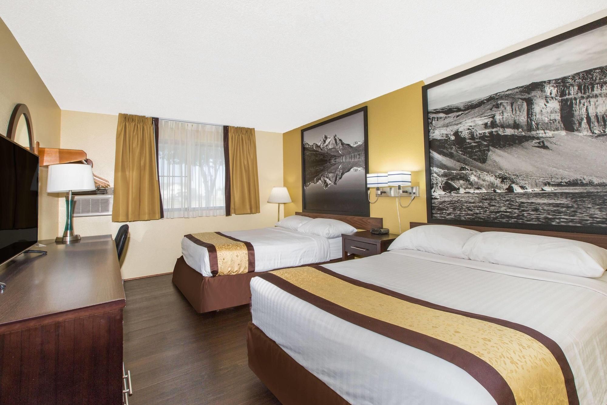 Varios Super 8 by Wyndham Nampa