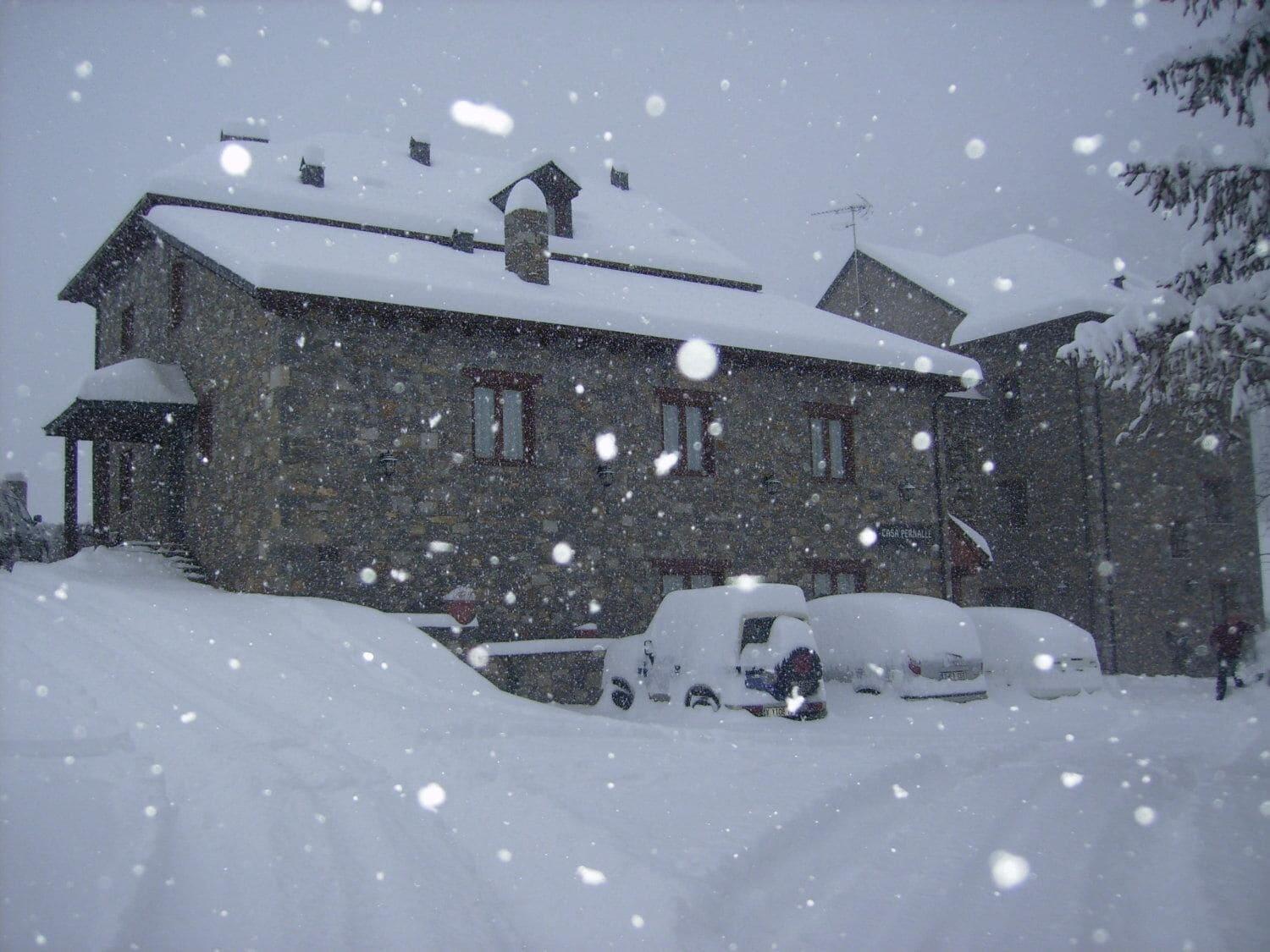 Vista Exterior Hostal Pernalle
