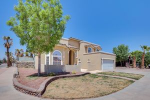 Alquiler Vacacional - Patio, Pool & Spa: Family Retreat in Horizon City!