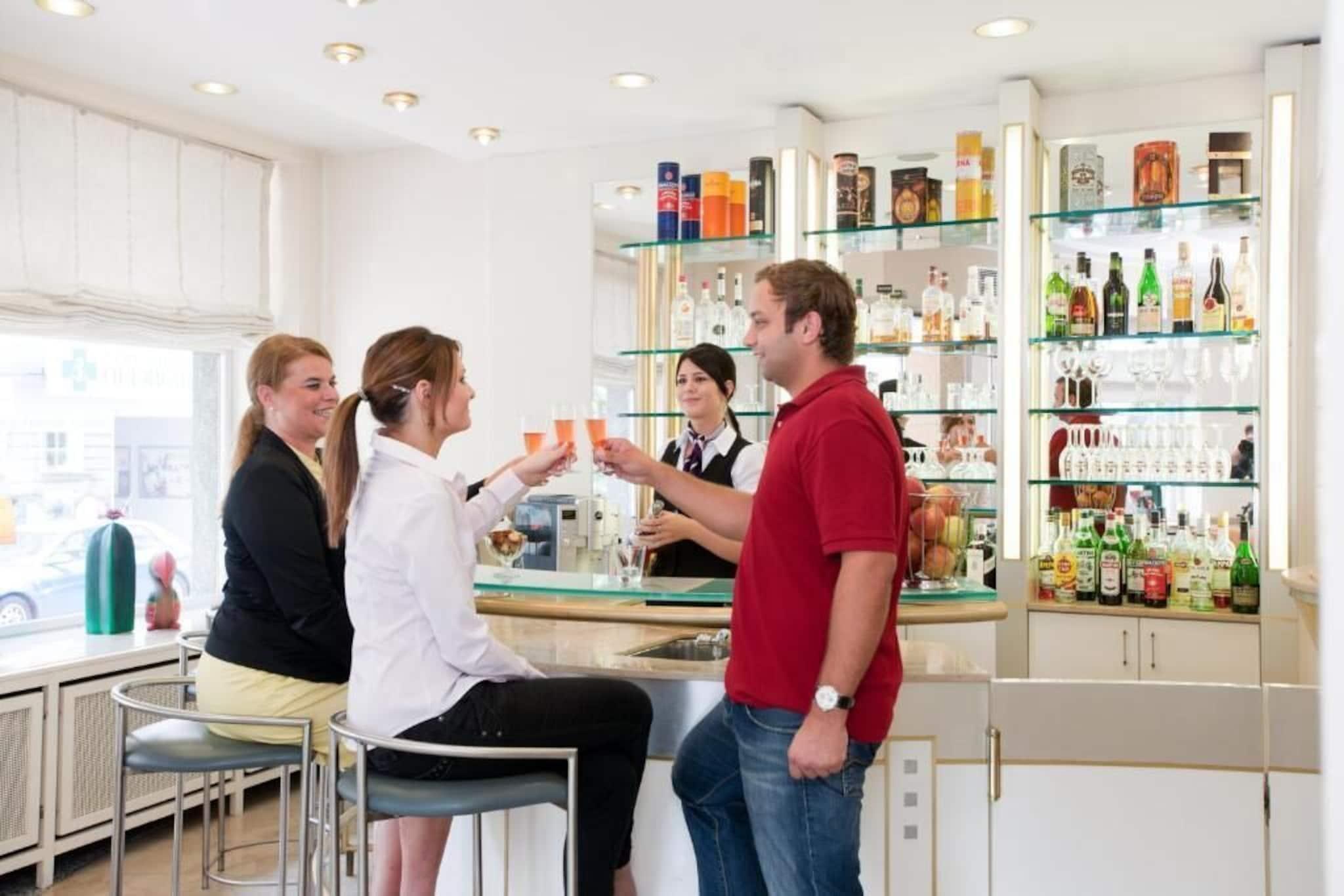 Bar/Salón Hotel Regent