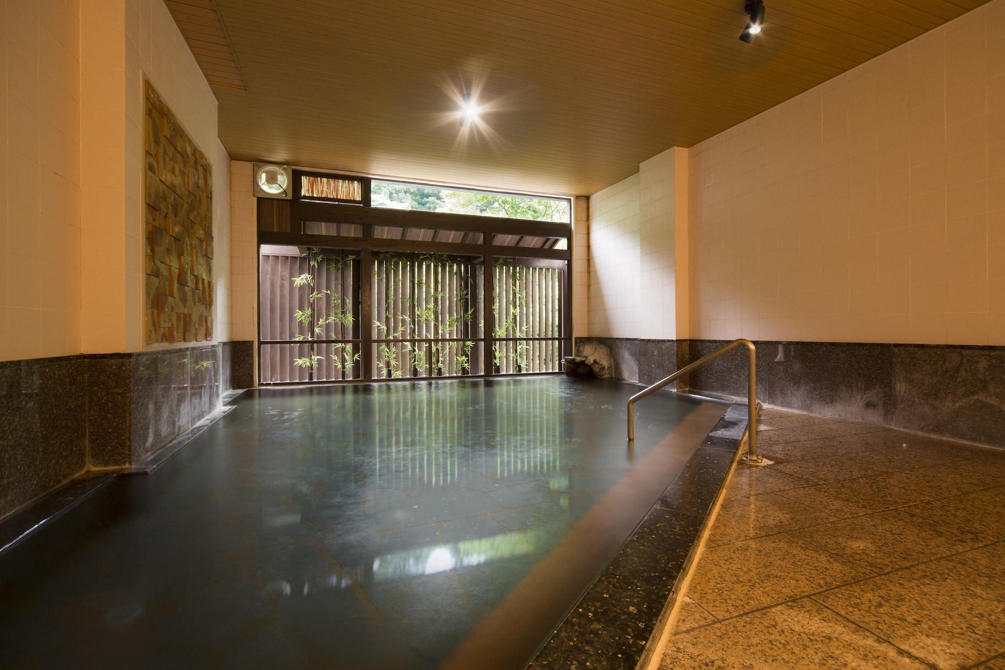 Instalaciones Recreativas Aizu Higashiyama Onsen, Tsuki no Akari