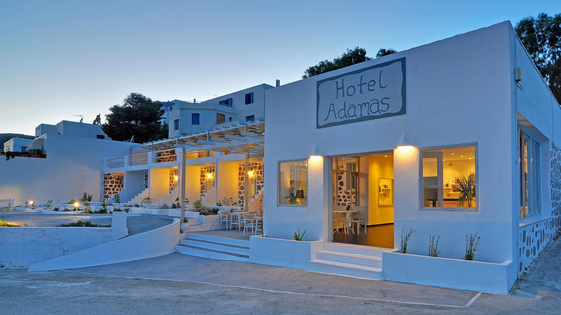 Vista Exterior Hotel Adamas