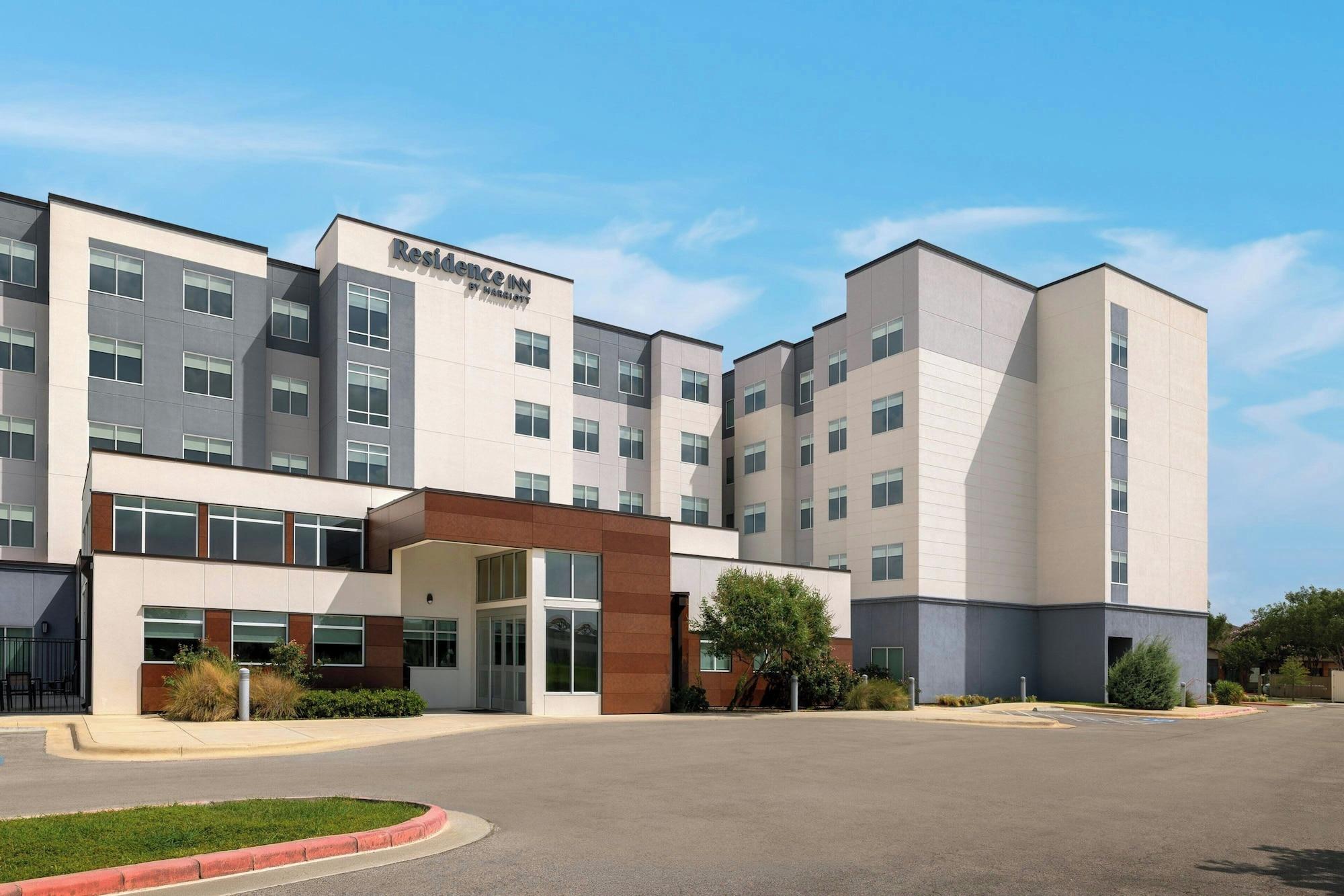 Vista Exterior Residence Inn by Marriott San Marcos