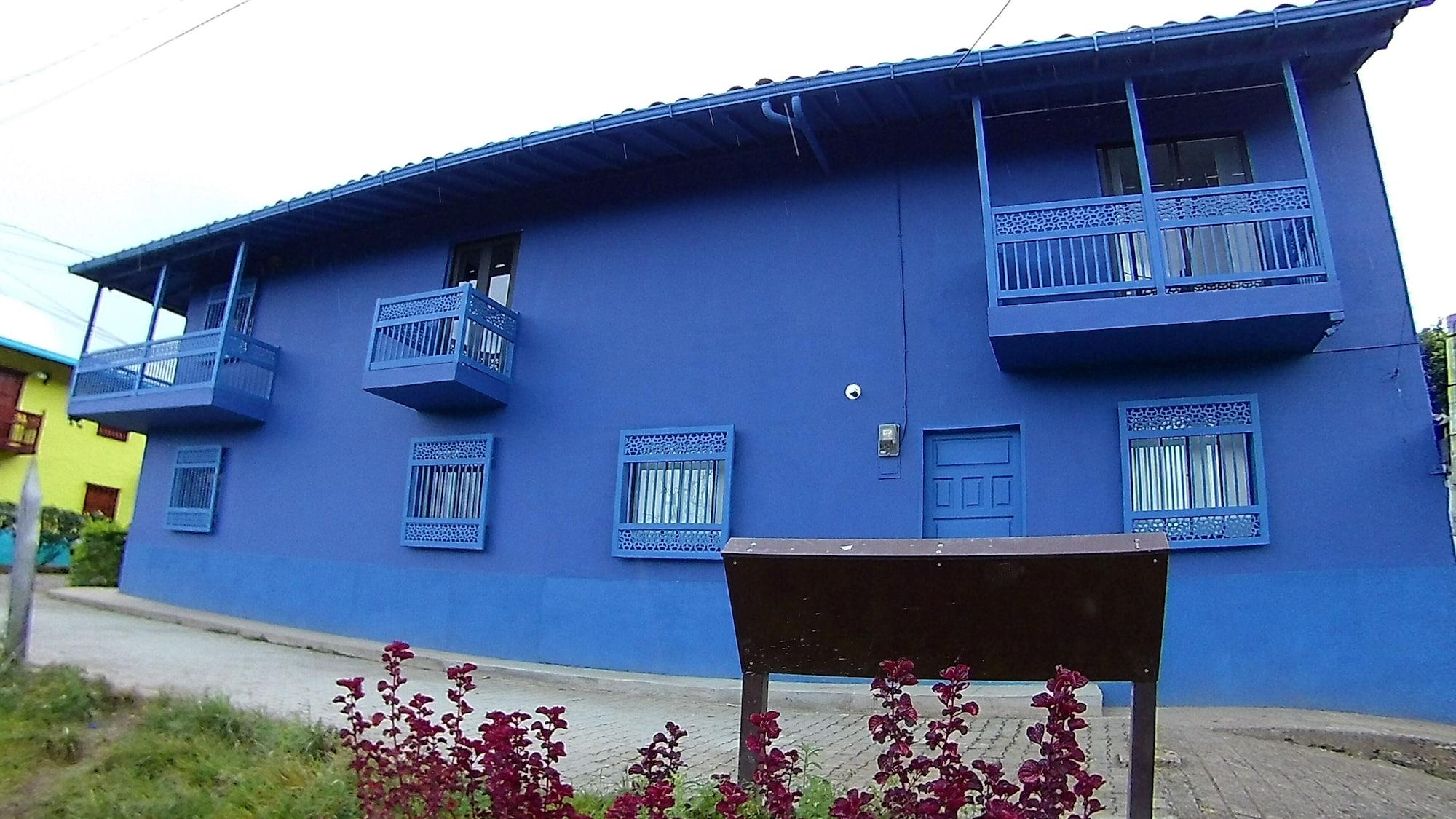 Vista Exterior Casa Azul La Garrucha