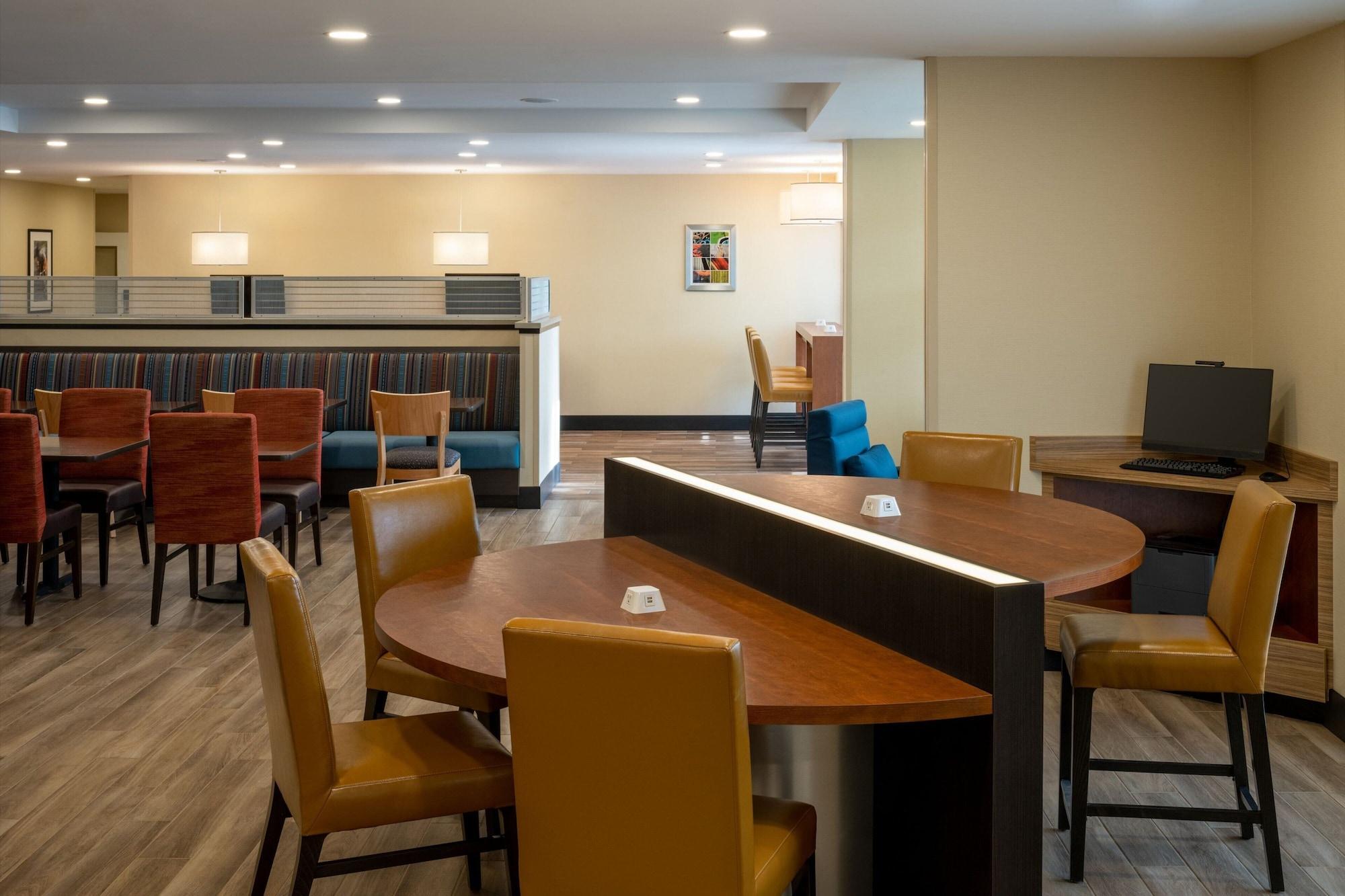 Vista Lobby TownePlace Suites by Marriott Venice
