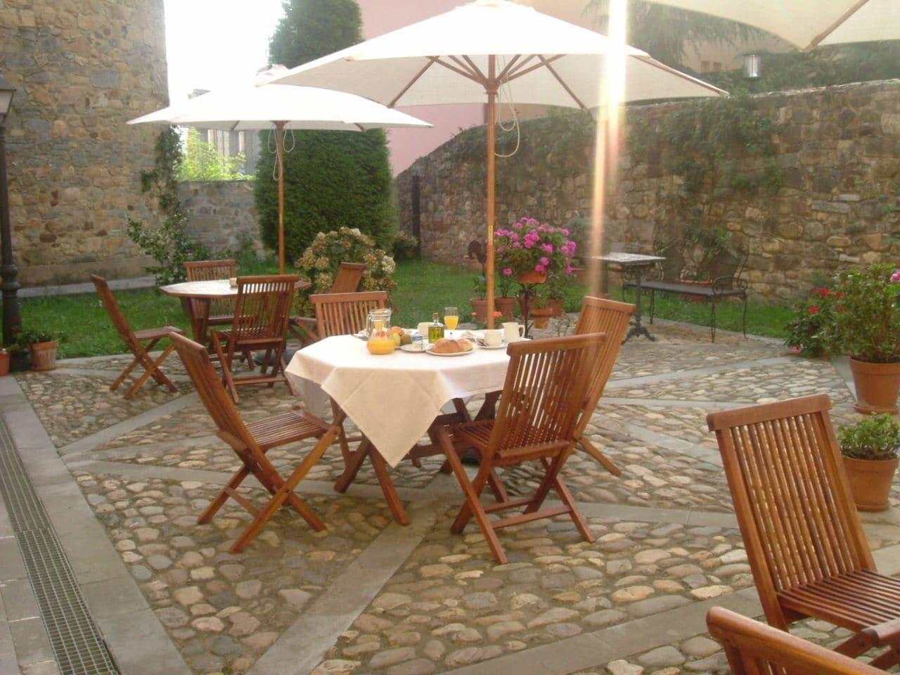 Restaurant Hotel Castillo de Valdés Salas