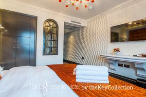 Alojamiento - The Exhibitionist Hotel