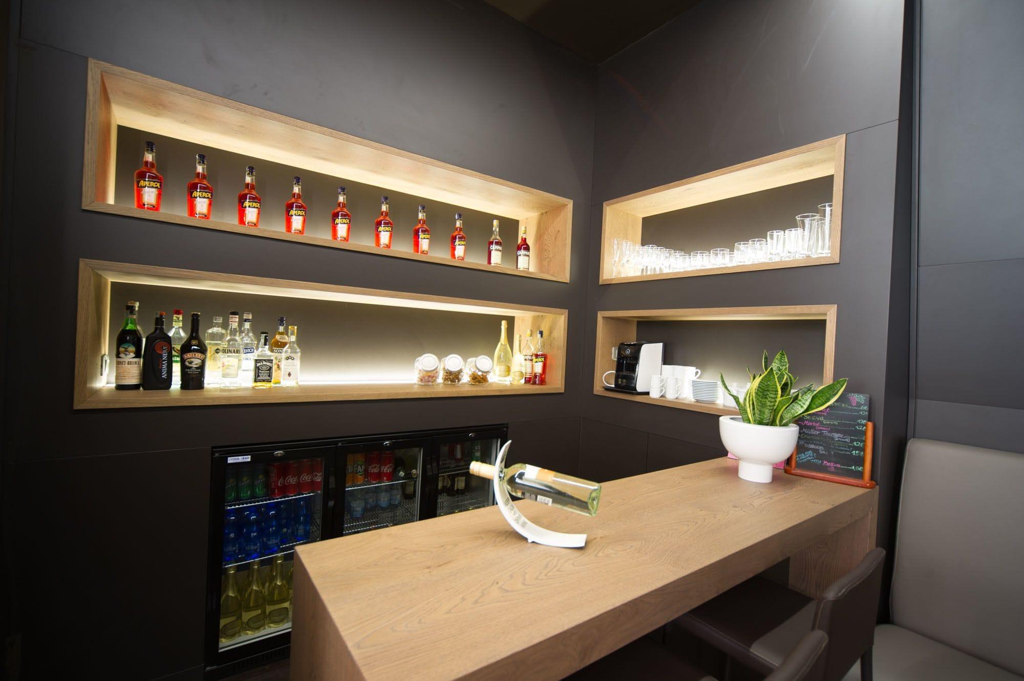 Bar/Salón Hotel Aaron