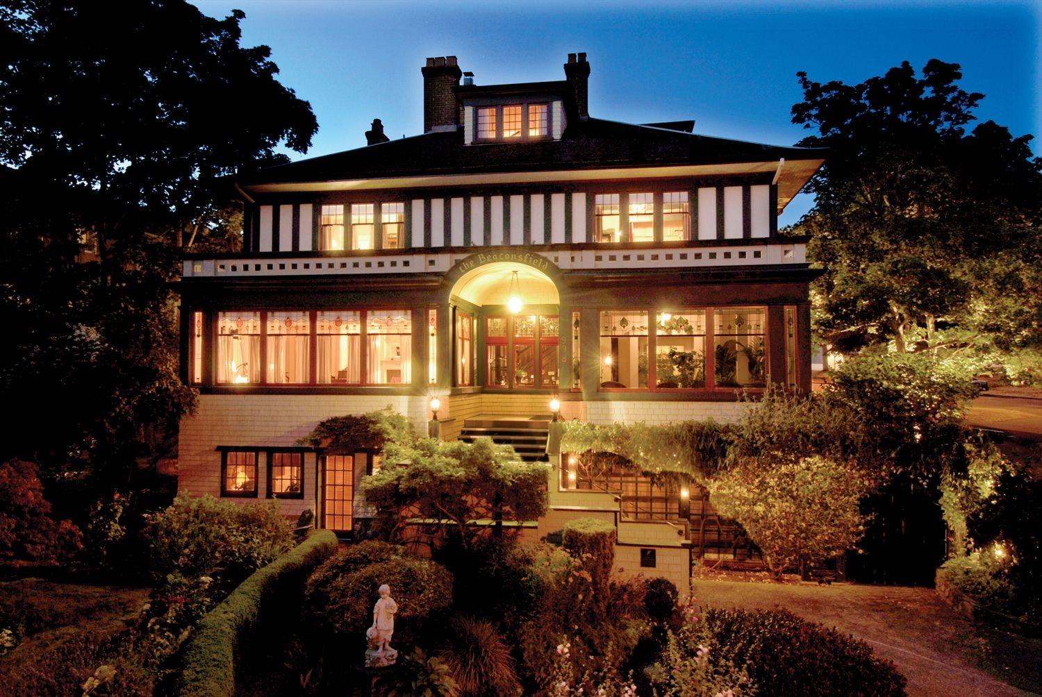 Varios Beaconsfield Inn