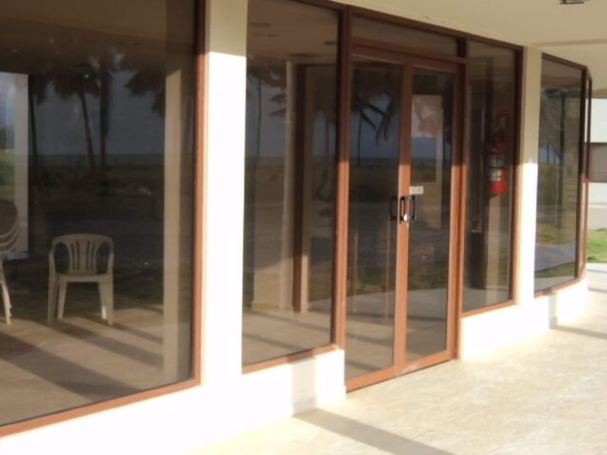 Vista Exterior Hotel Solaris 25