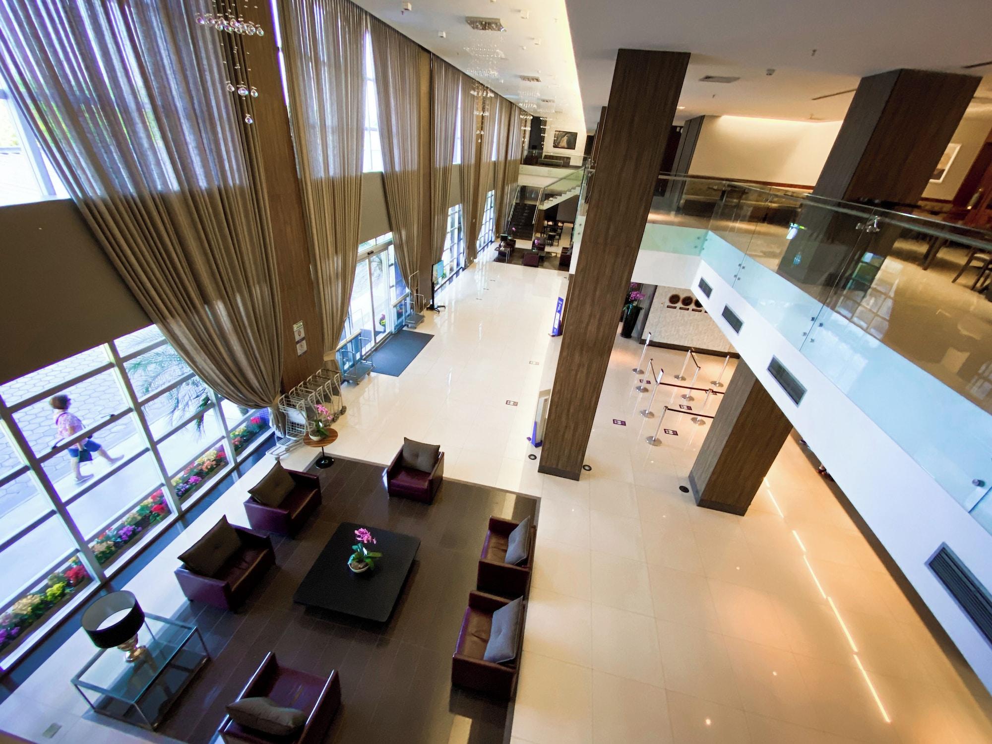Vista Lobby Hotel Rainha do Brasil