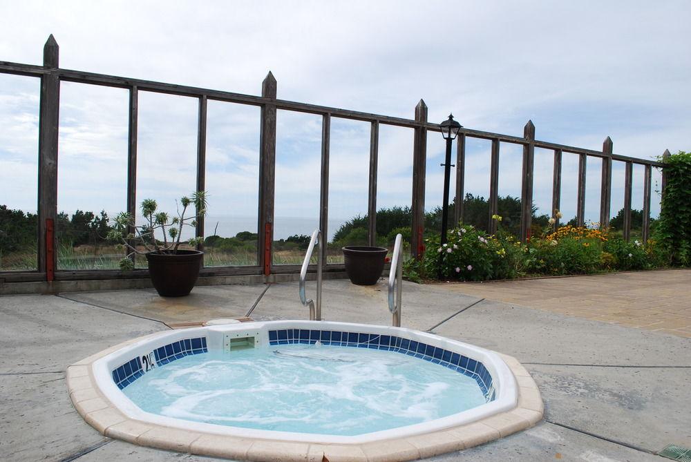 Vista Piscina Fort Ross Lodge