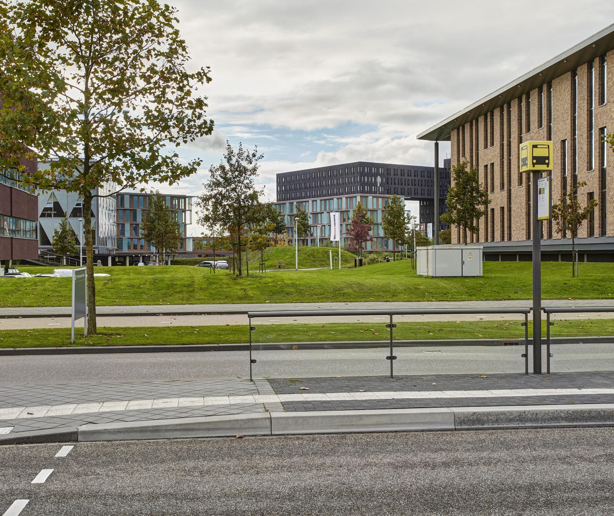 Vista Exterior Holiday Inn Express Utrecht - Papendorp by IHG