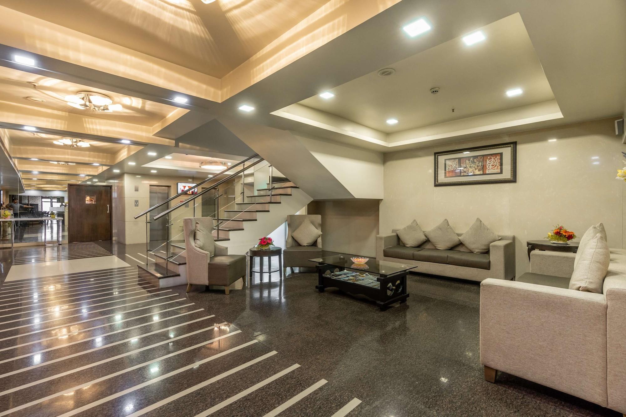 Vista Lobby Best Western Ramachandra