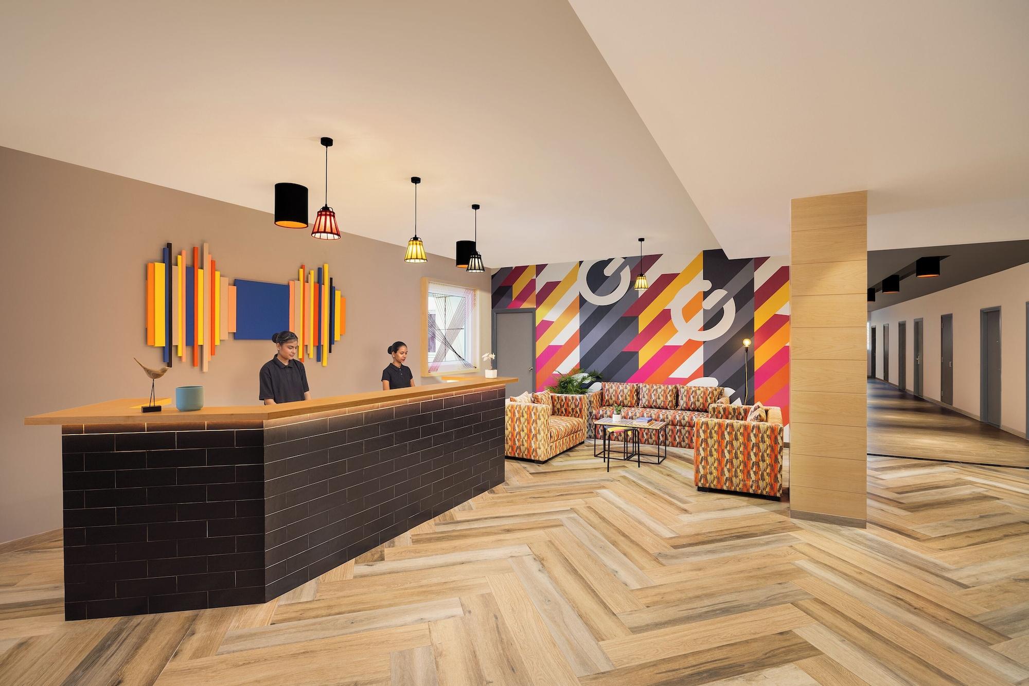 Vista Lobby Ginger Indore