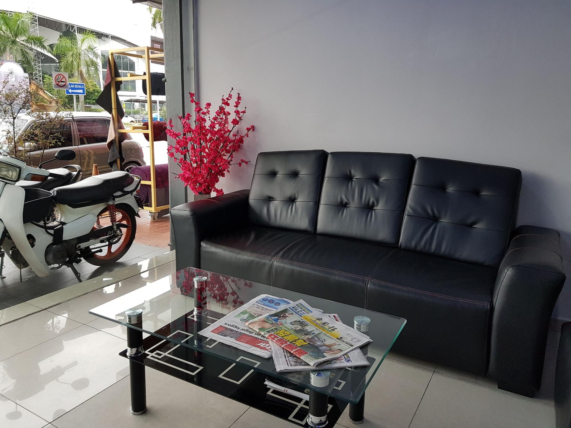 Vista Lobby De UPTOWN Hotel @ P.J. 222