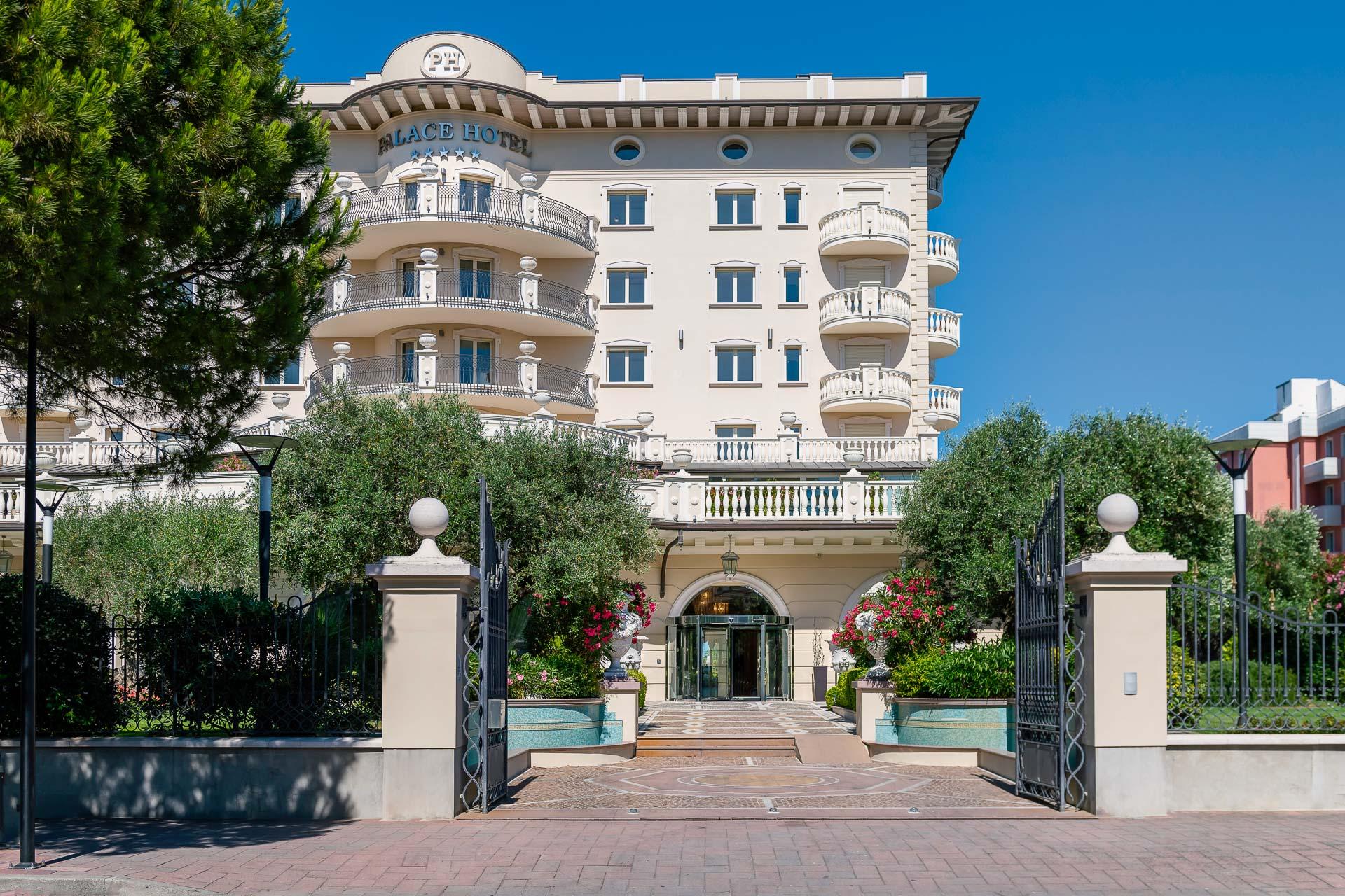 Vista Exterior Palace Hotel