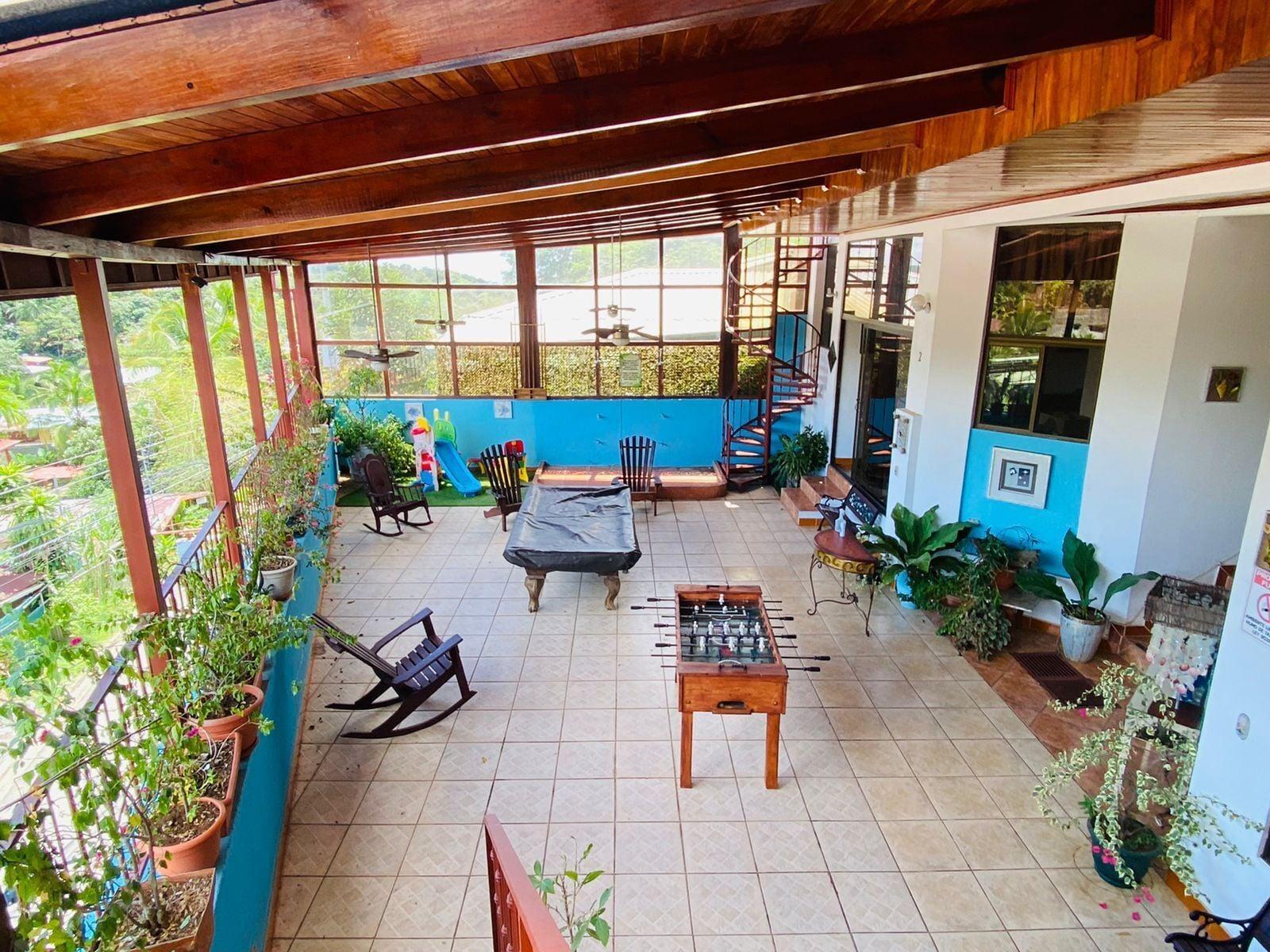 Varios Natural Pacific Suites