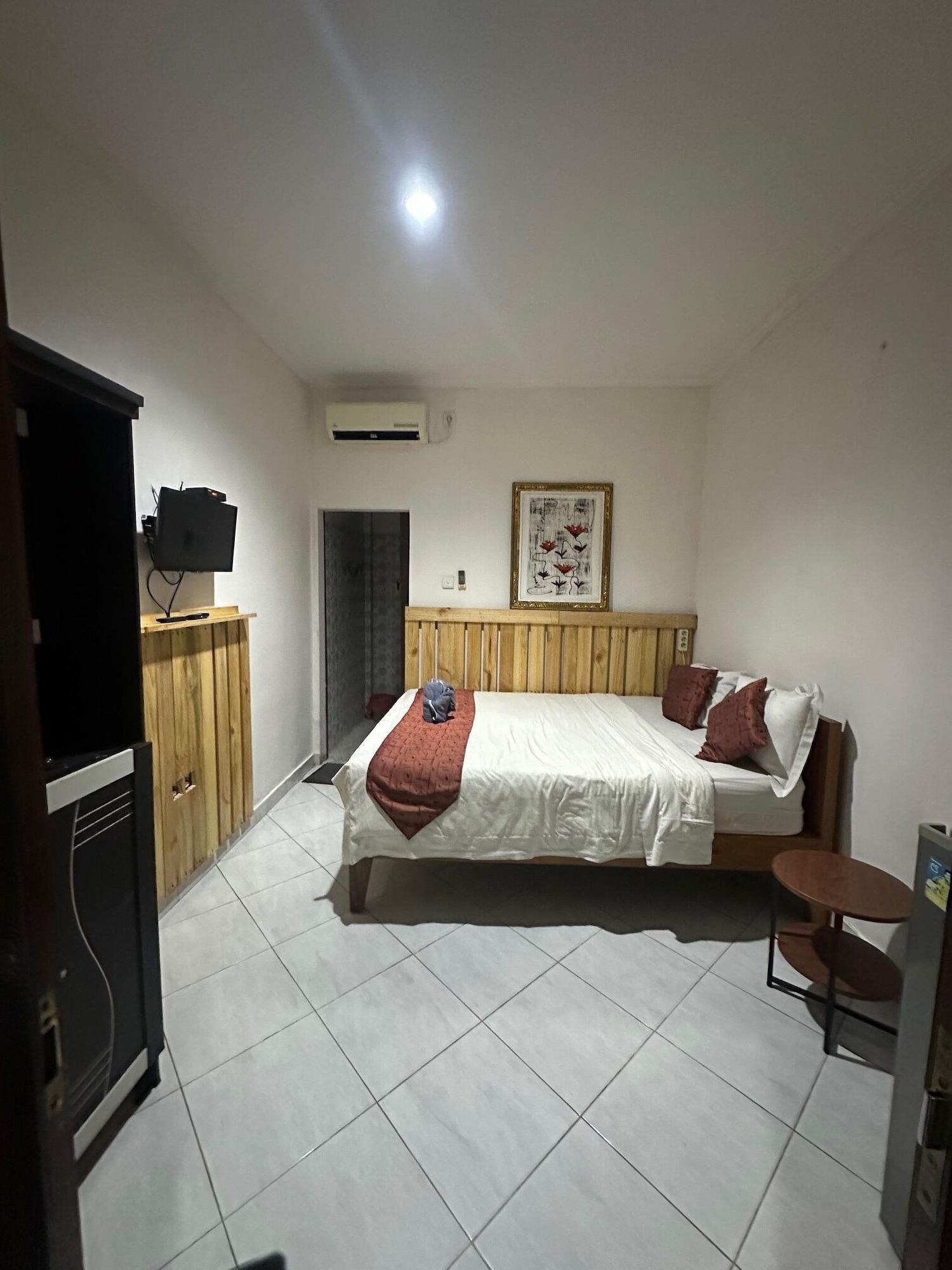 Varios Sari Buana Bed & Breakfast