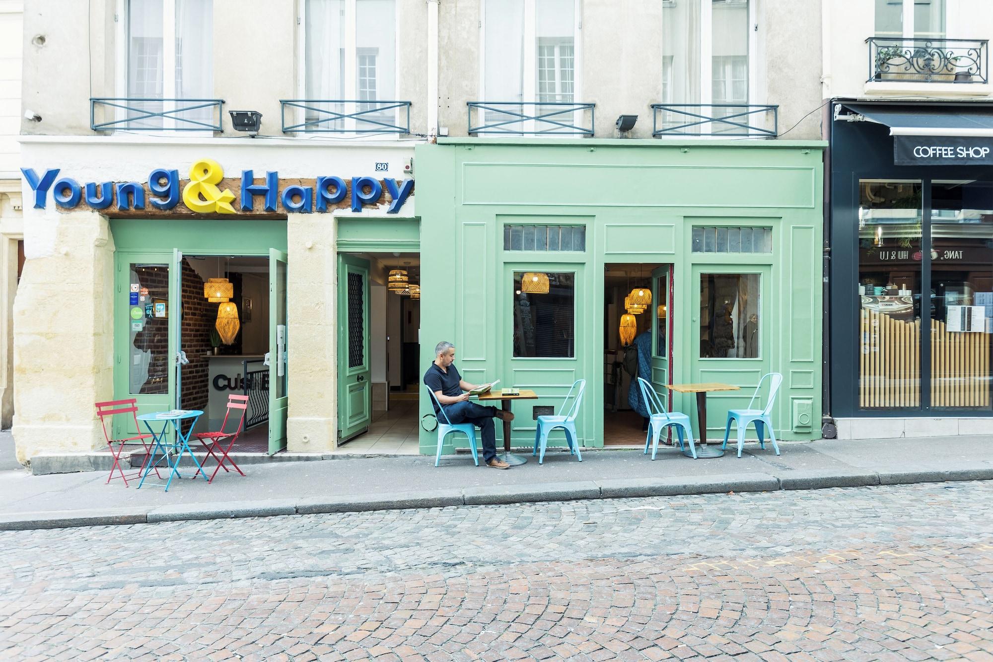 Vista Exterior Young & Happy Latin Quarter by Hiphophostels