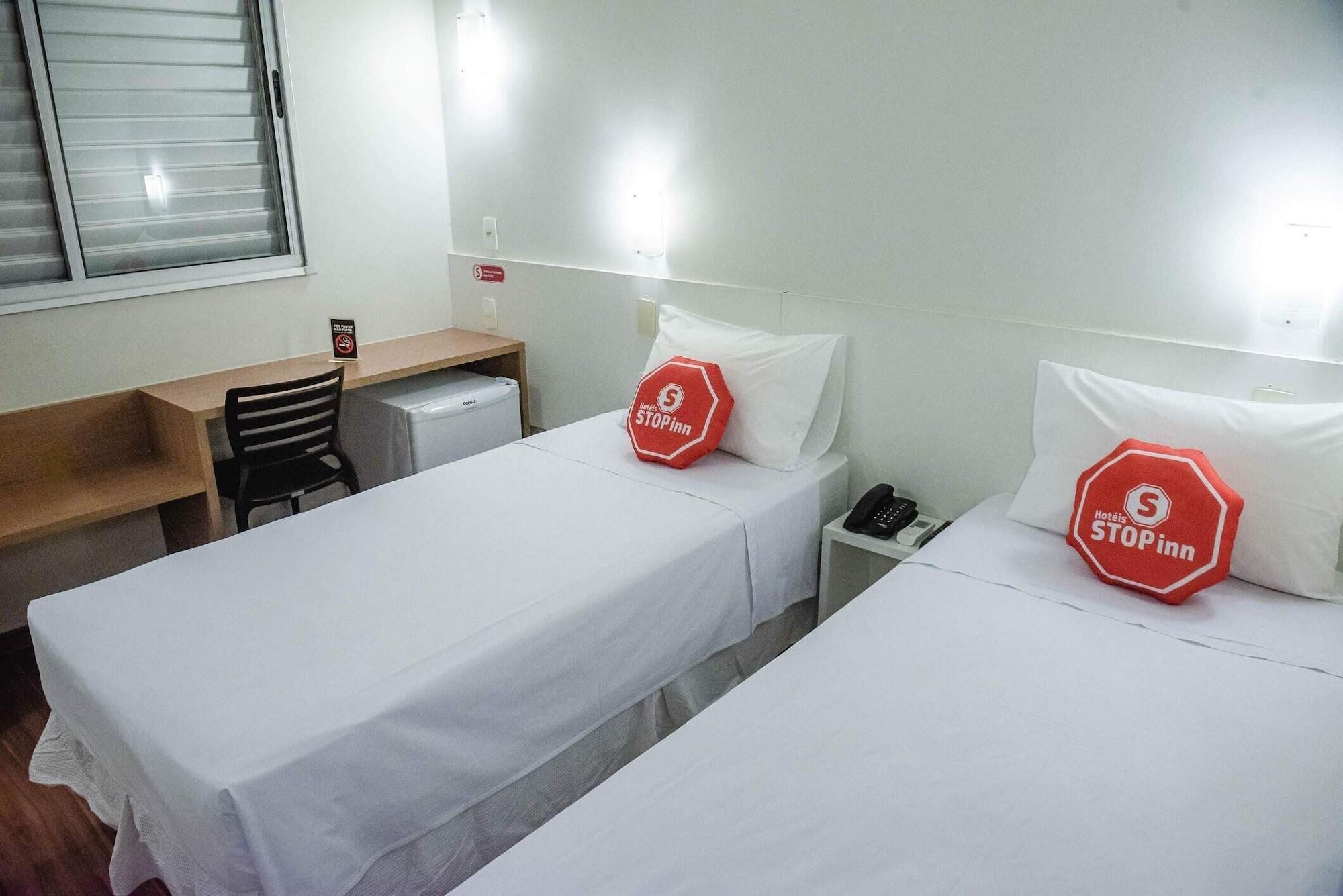 Set de Habitación Stop Inn Antonio Carlos