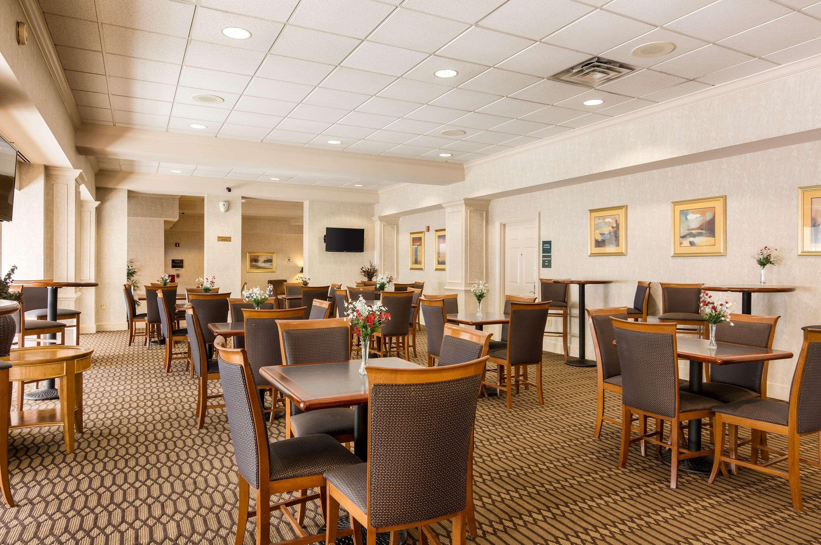 Restaurant Quality Inn Near Joint Base Andrews - Washington Area