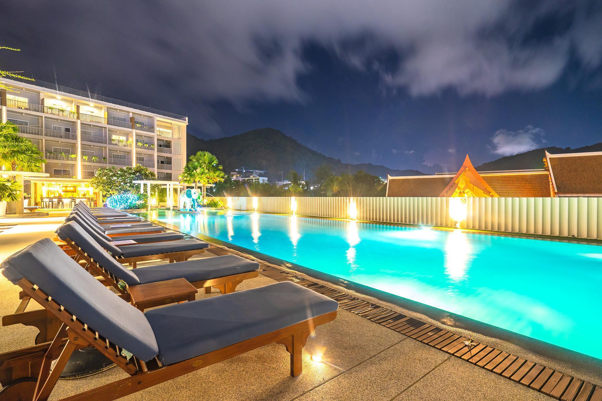 Playa Ramada by Wyndham Phuket Deevana Patong