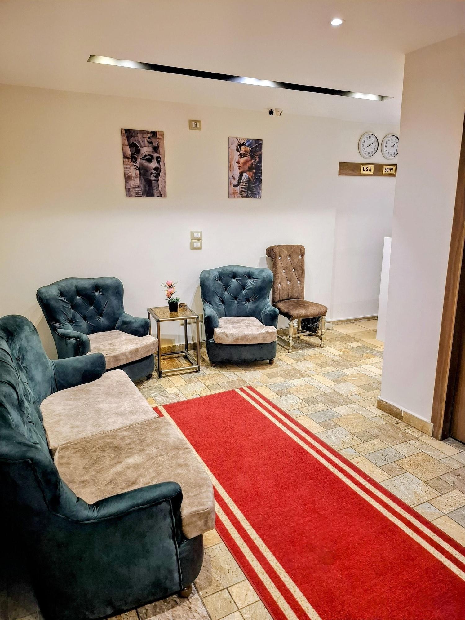 Vista Lobby Topaz Pyramids view inn