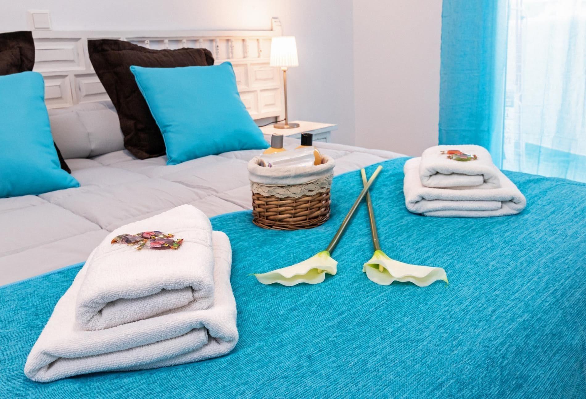 Habitación Benal Beach 121 - Modern First Line Beach 2BR Apartment in Benal Beach Resort.