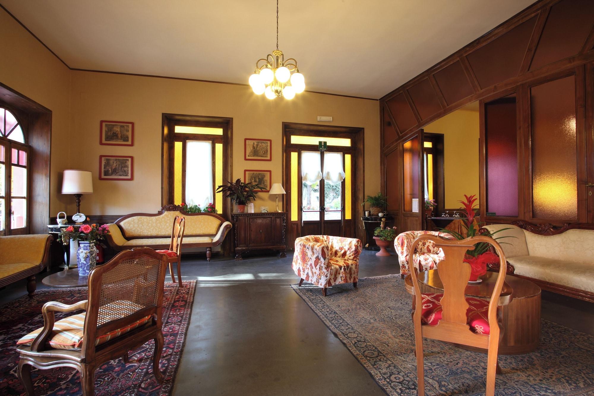 Comodidades del Alojamiento Hotel Roma