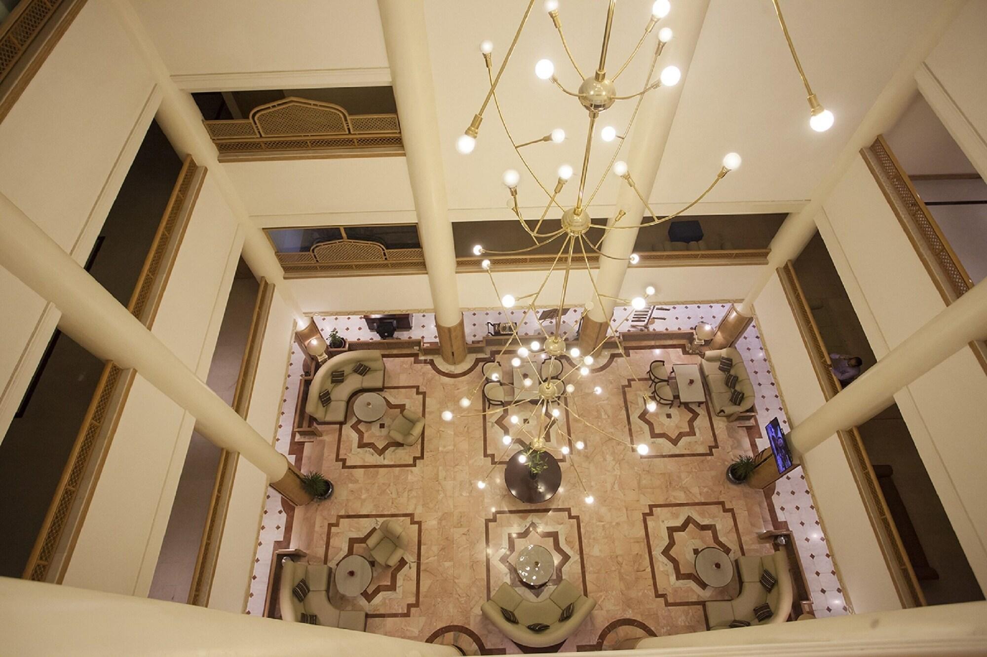 Vista Lobby Haffa House Hotel