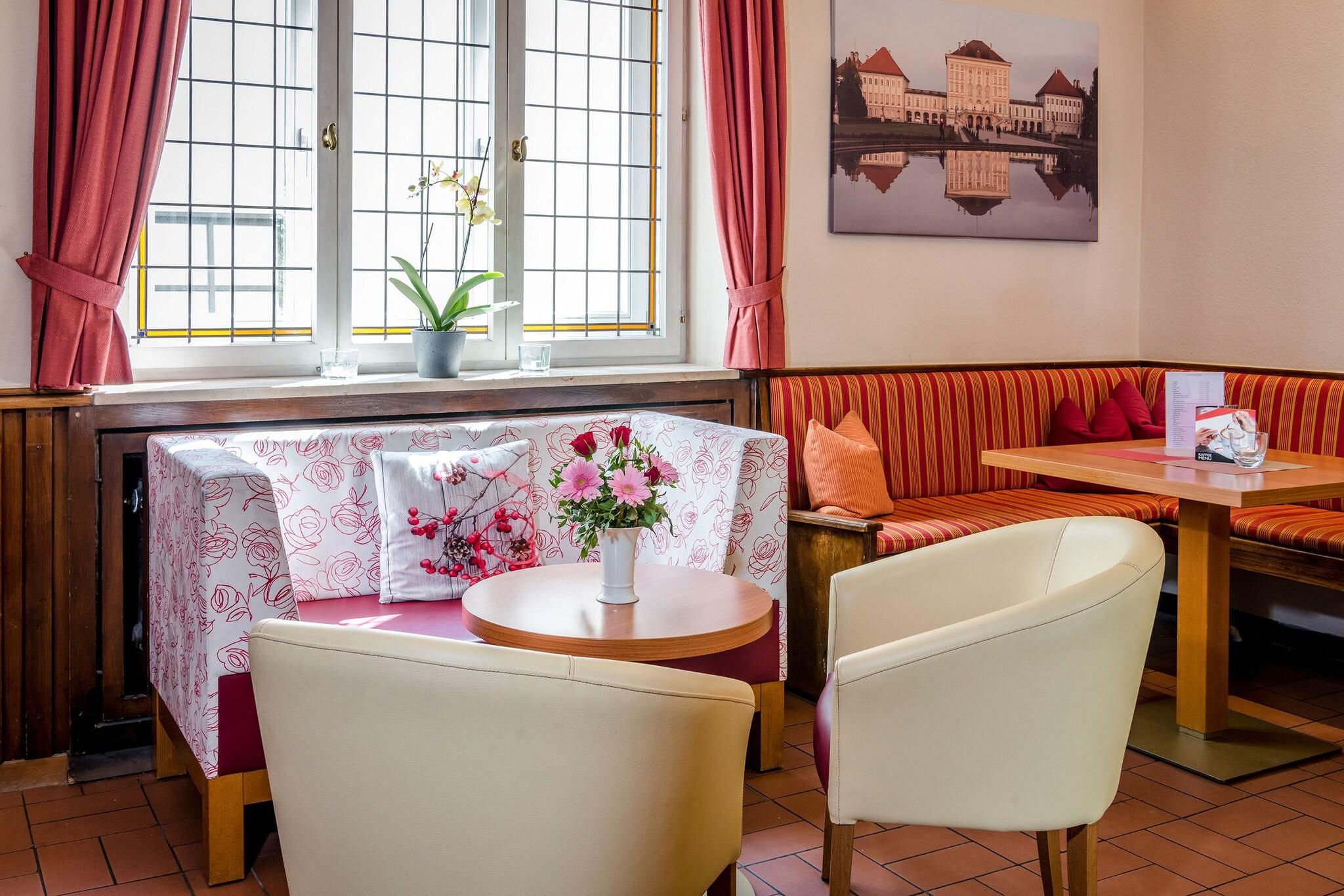 Bar/Salón Hotel Laimer Hof Nymphenburg Palace Munich