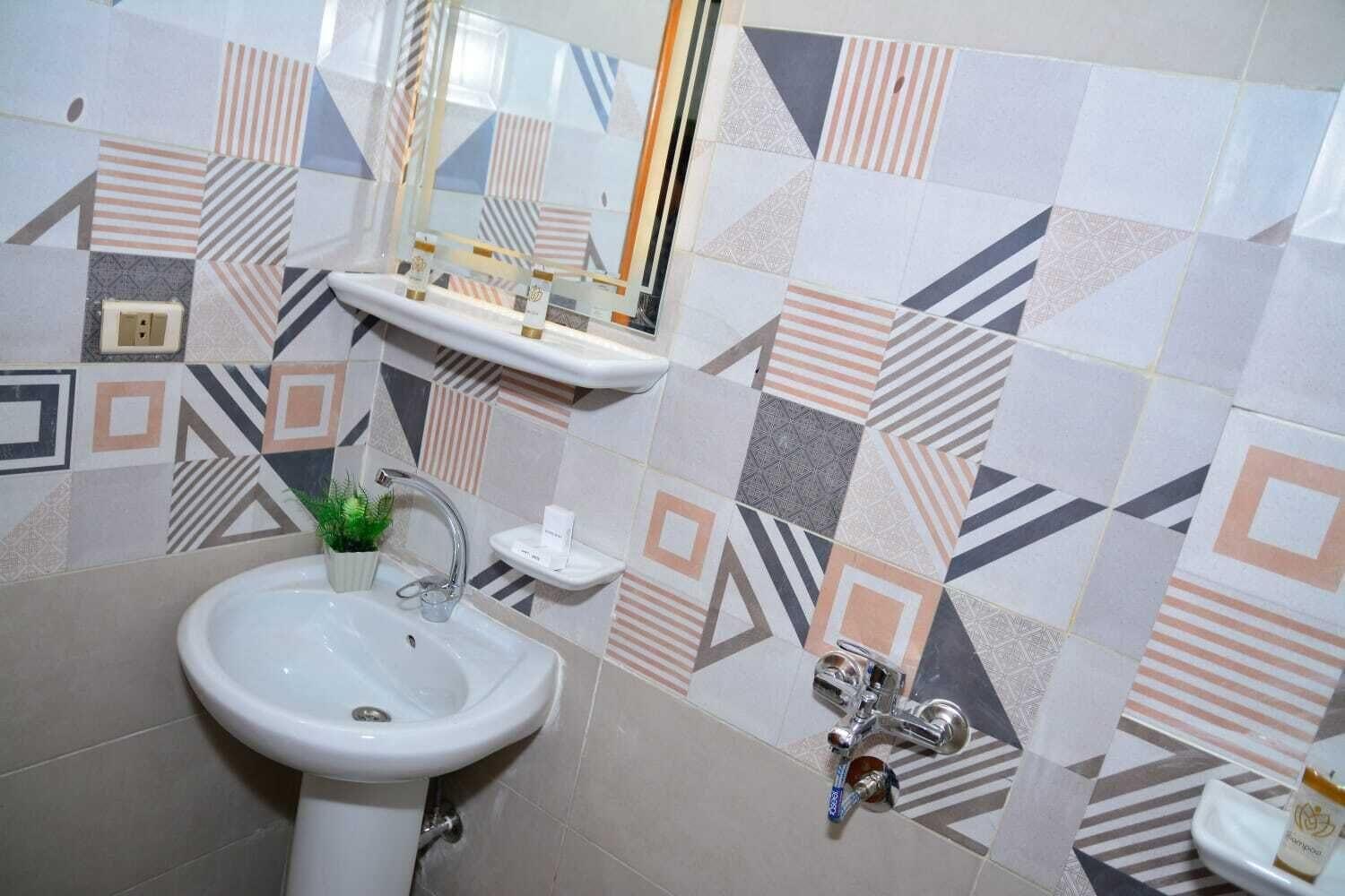 Equipamiento de Habitación Crystal pyramid inn