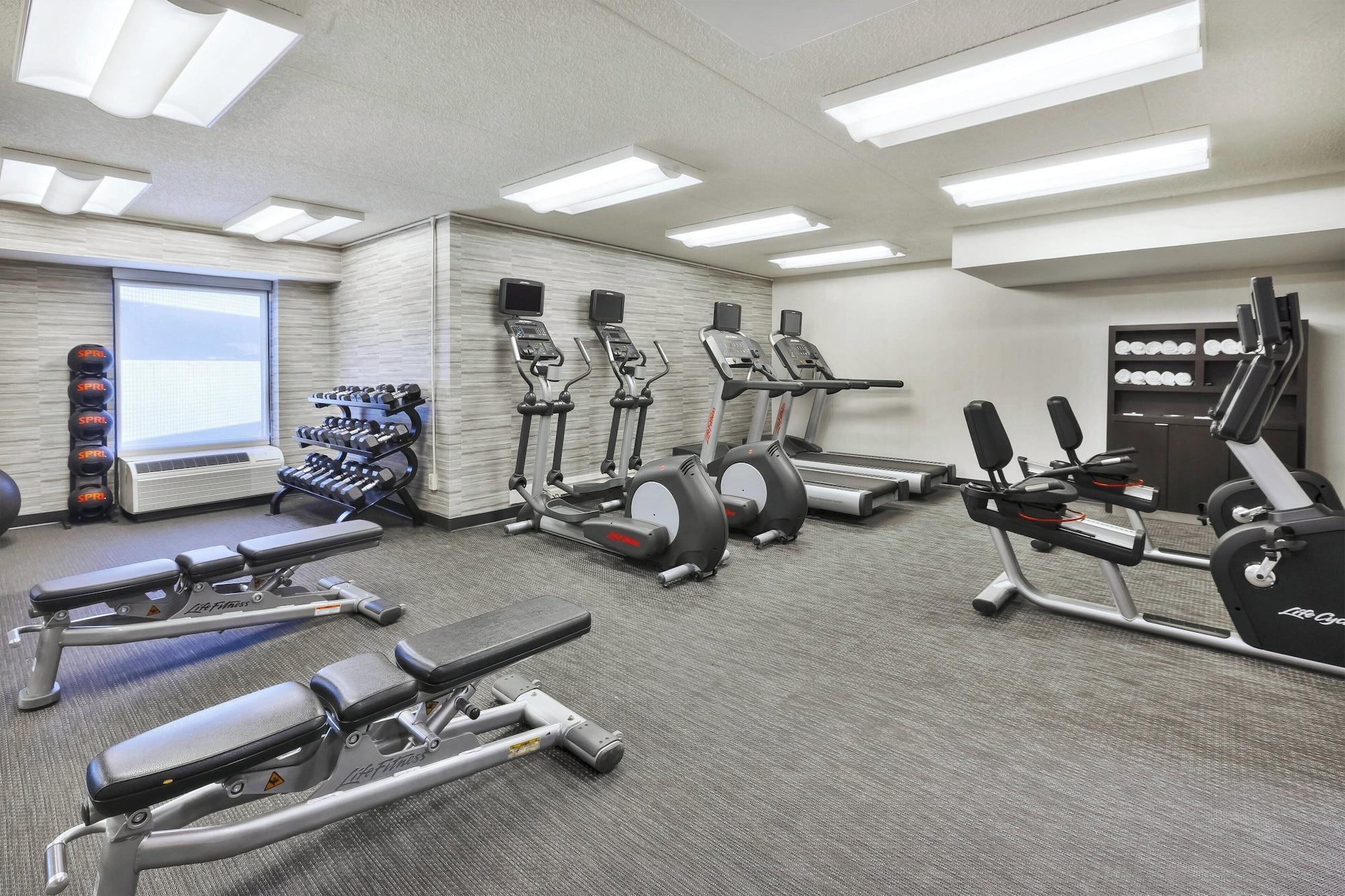 Gimnasio Courtyard by Marriott Secaucus Meadowlands