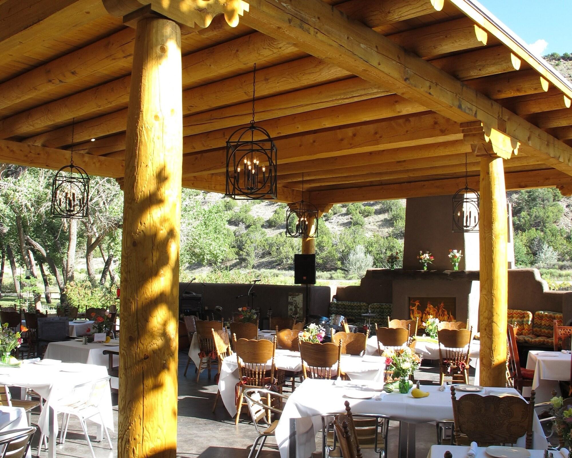 Restaurant The Abiquiu Inn